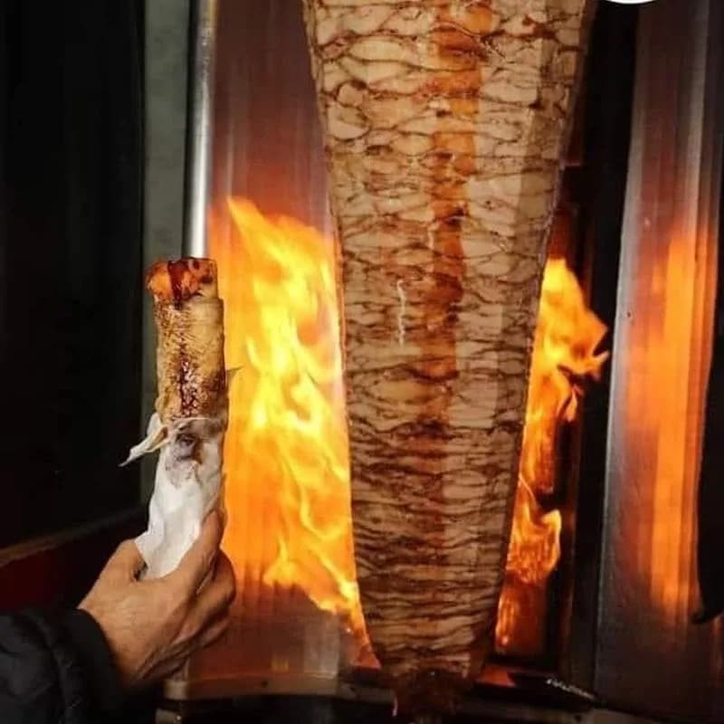 مأكولات الحمراء