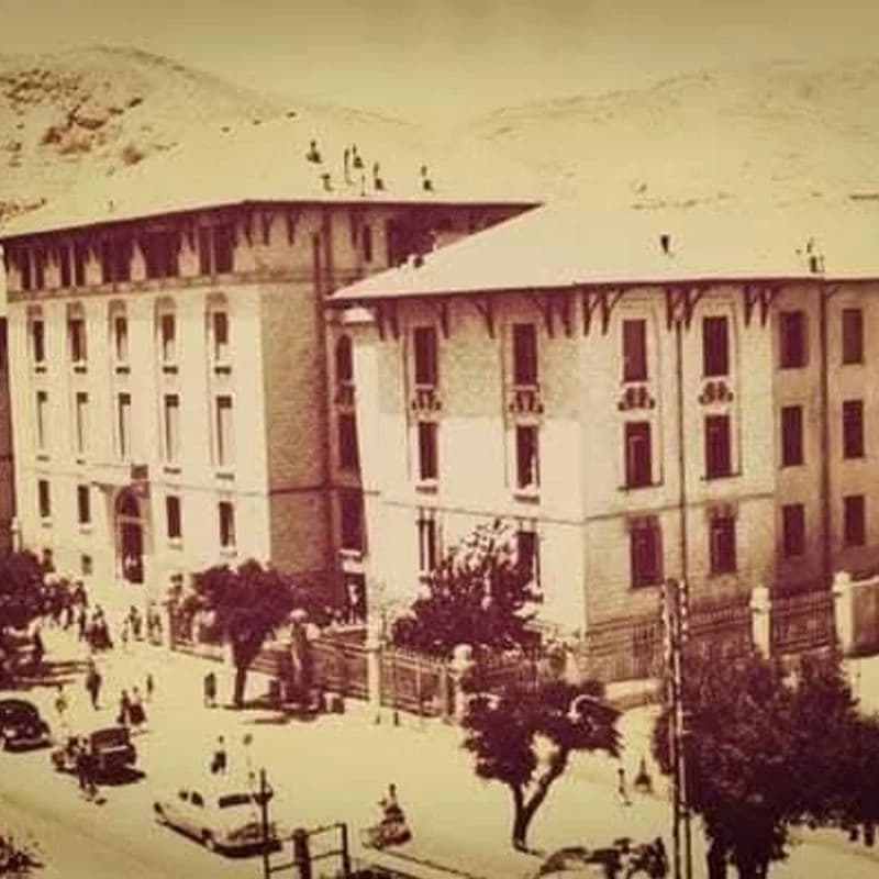 معهد الحرية