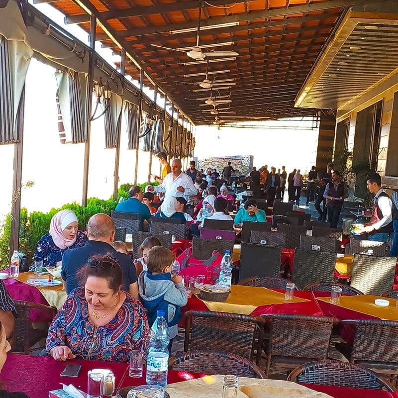 مطعم زهرة الروضة