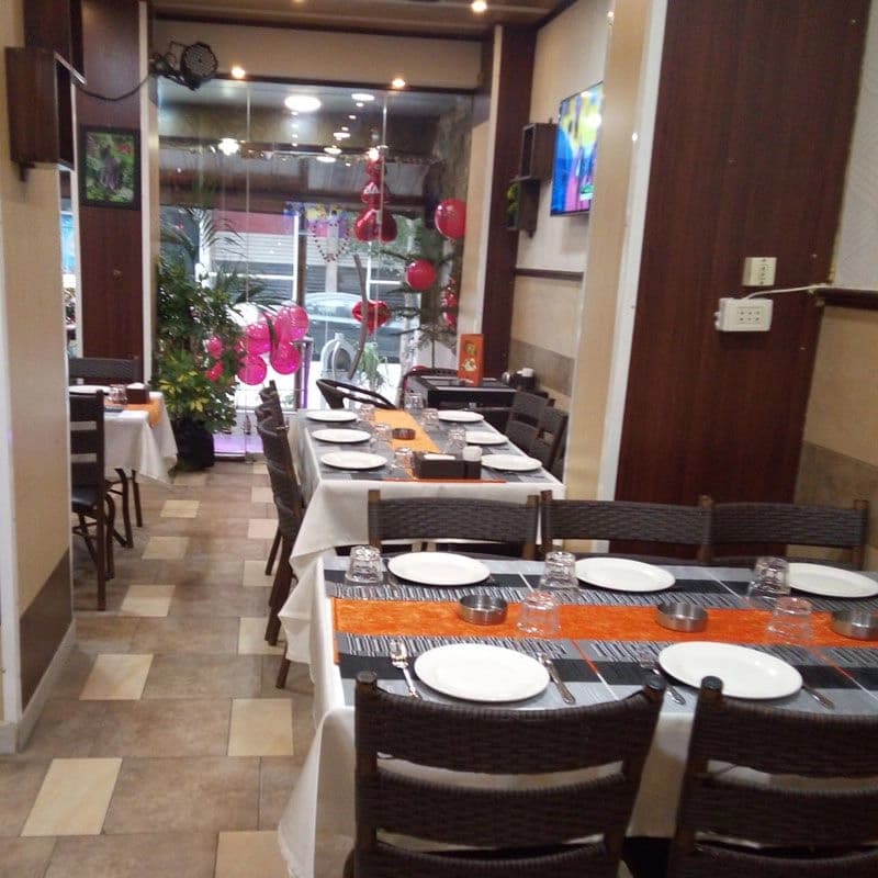 مطعم عرق الياسمين