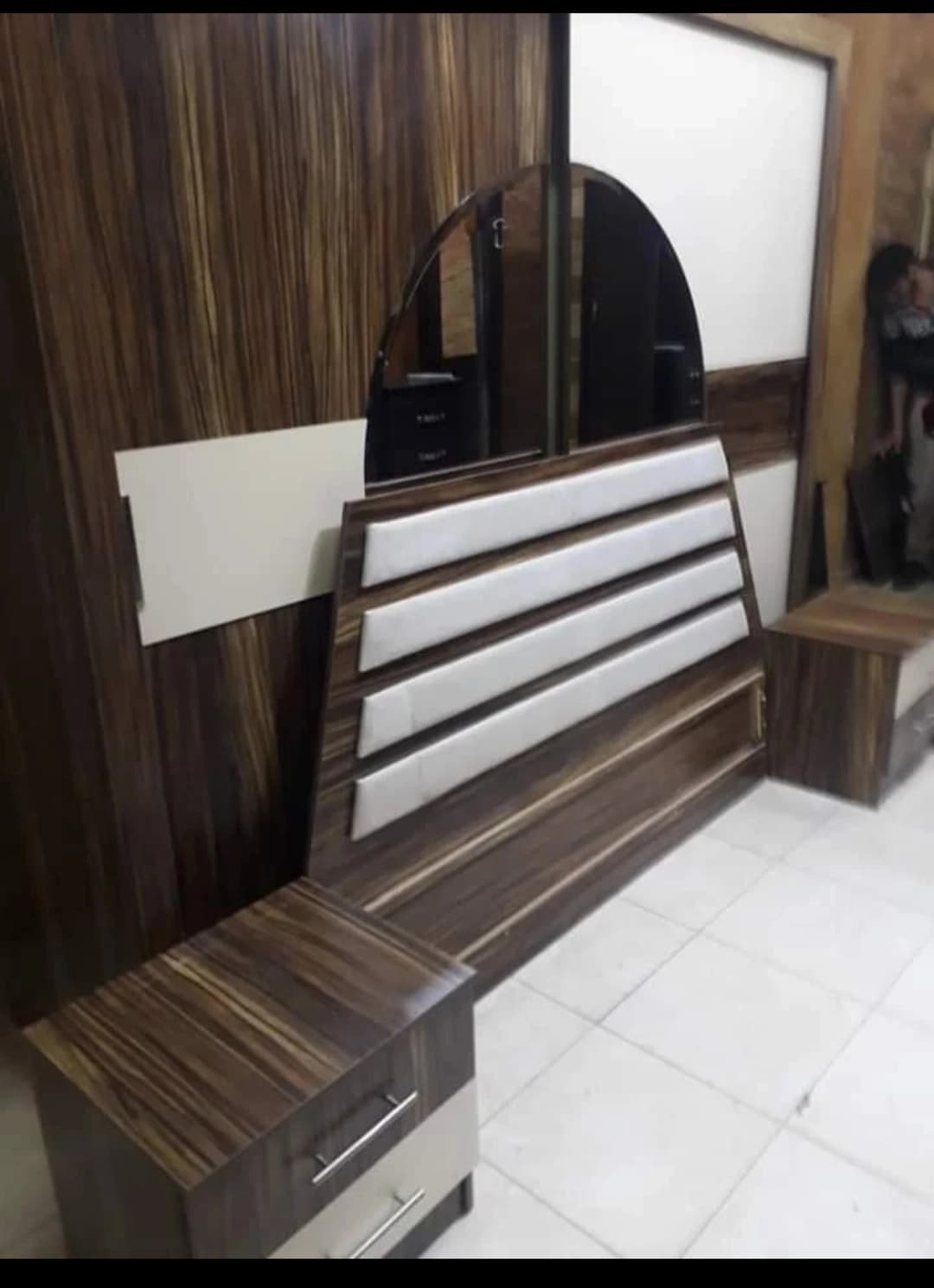 Furniture Albtwl