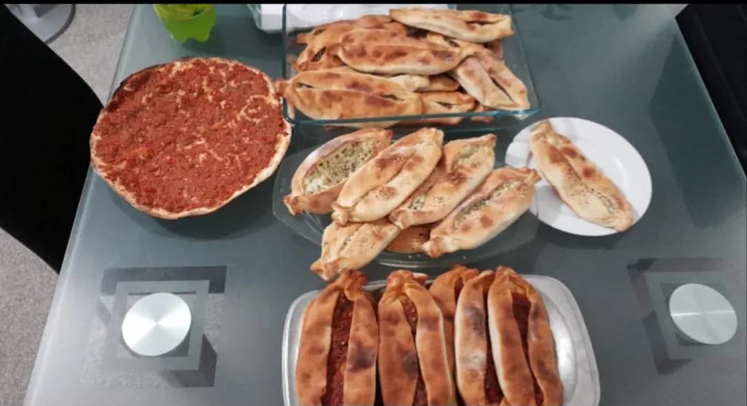 Jamal Lahm Bi Ajeen Oven