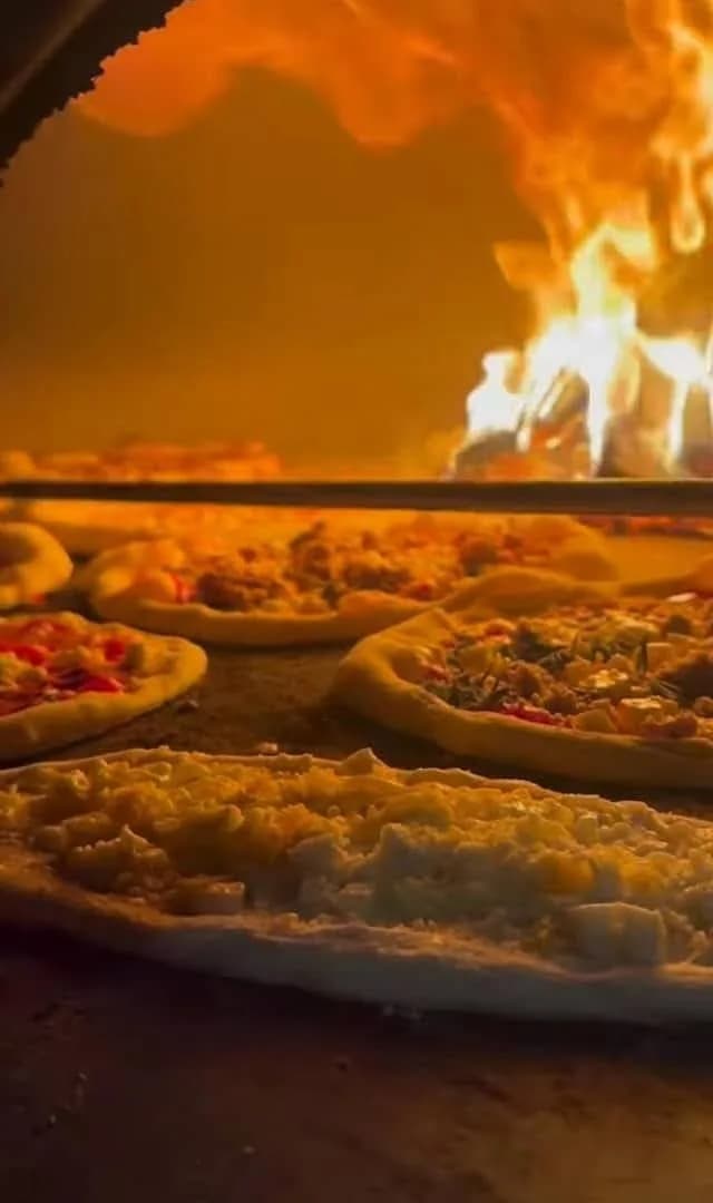 Sultani Pizza