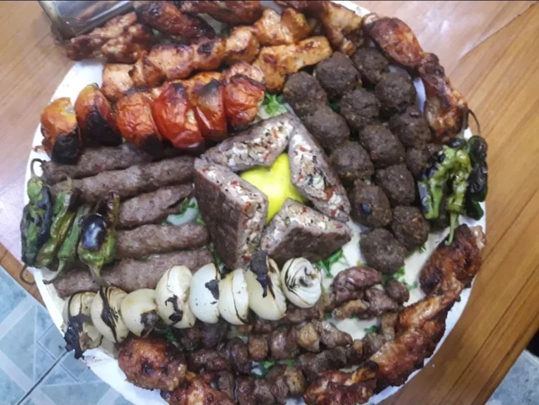 Al-Zaeem Grills