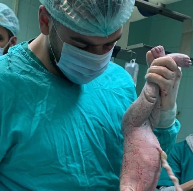 عيادة الدكتور حسين ابو دبيس