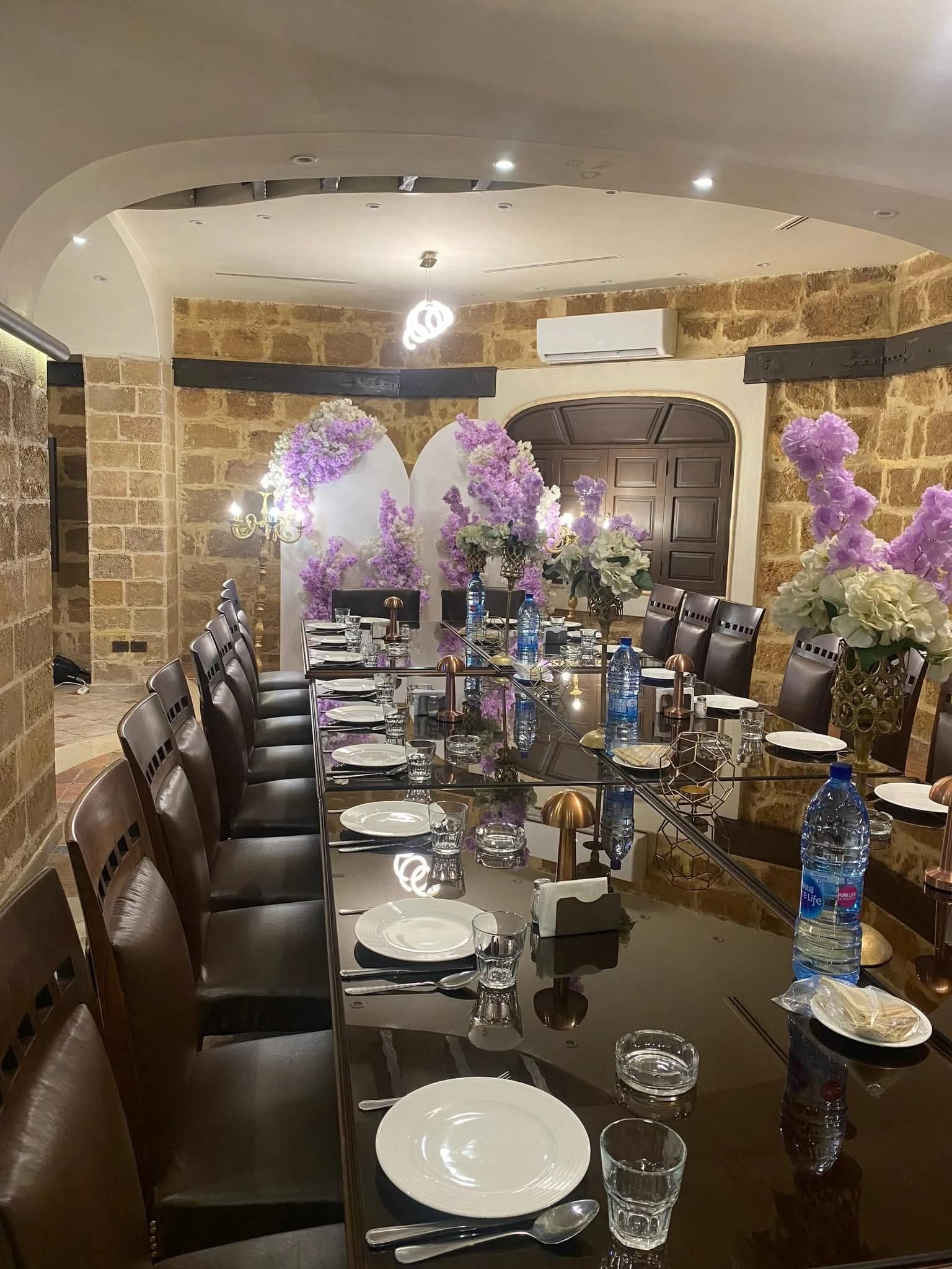 مطعم مندلون