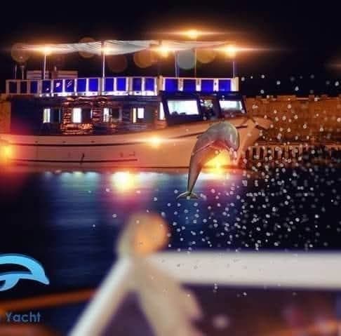 مطعم الدولفين