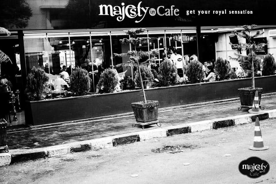 مطعم بلس