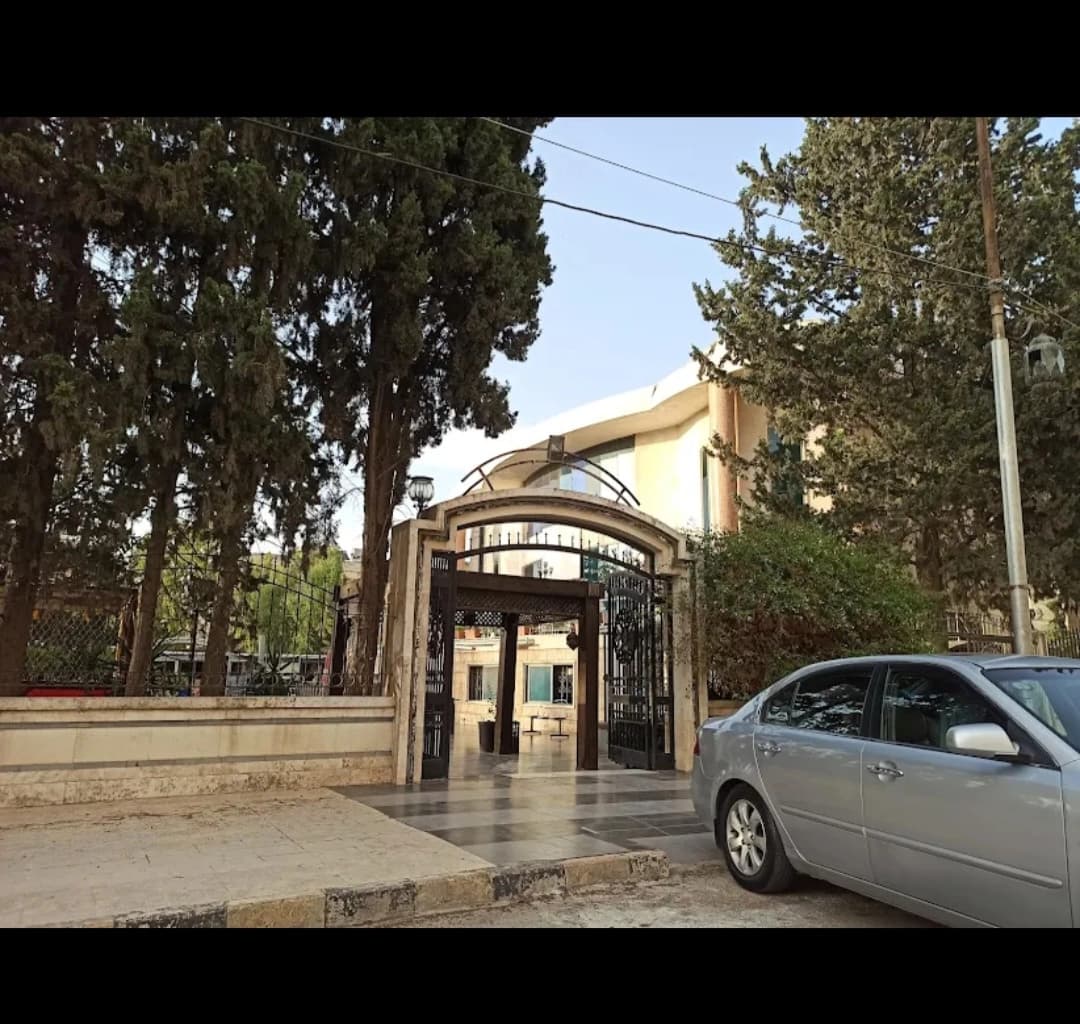 مطعم القيصر